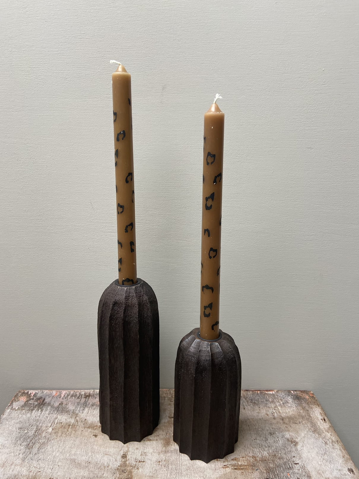 Kandelaar Wood met panter kaarsen