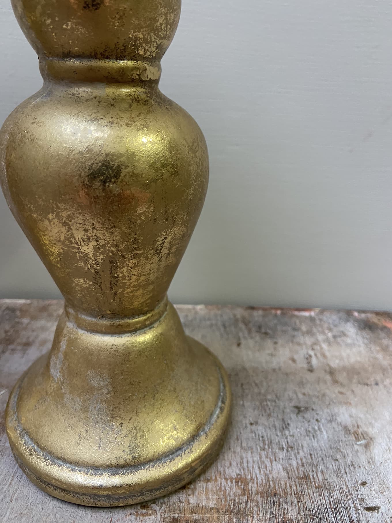 Kandelaar Adolpho in de kleur antiek goud