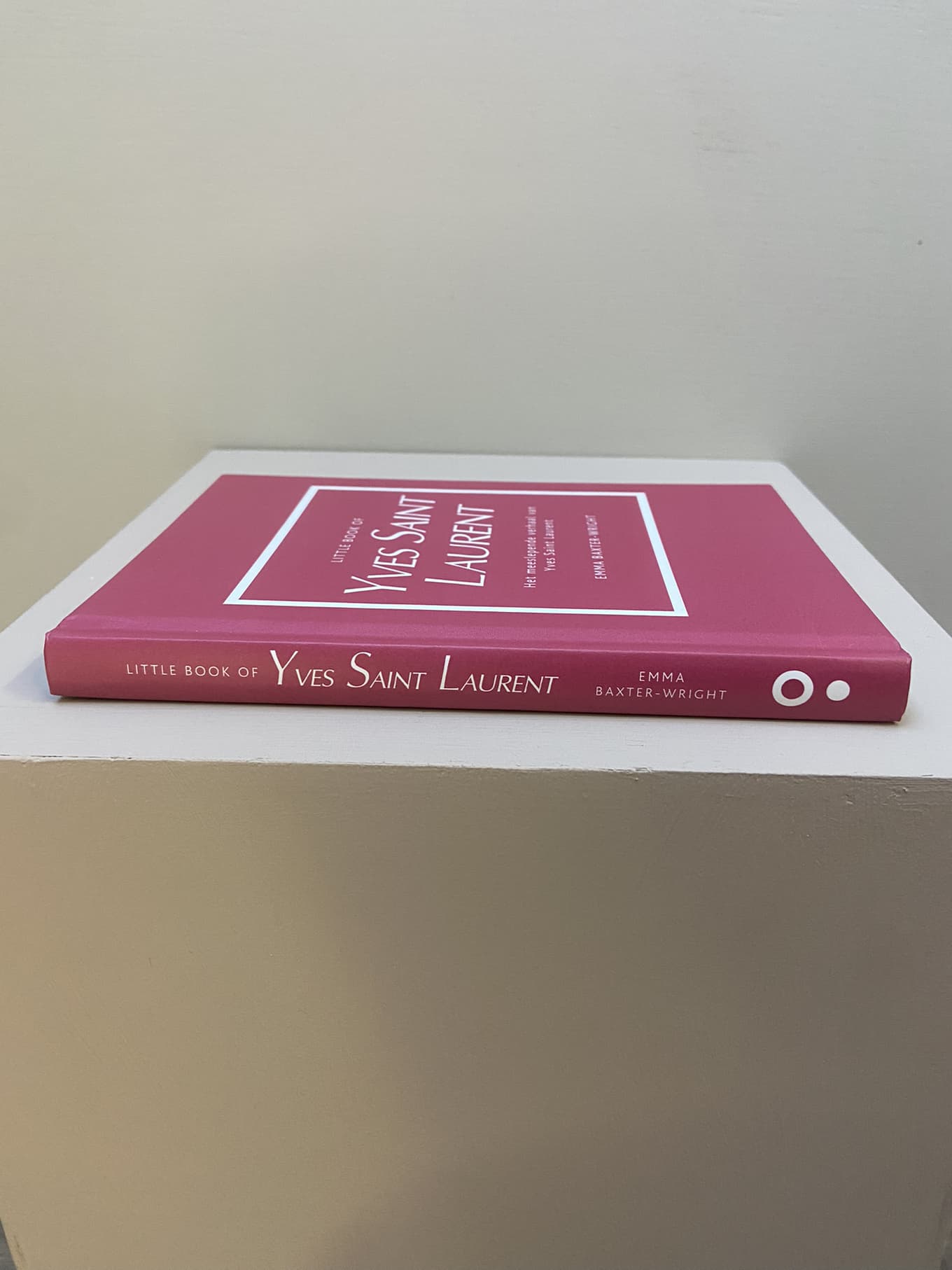 Tafelboek | Little book of Yves Saint Laurent
