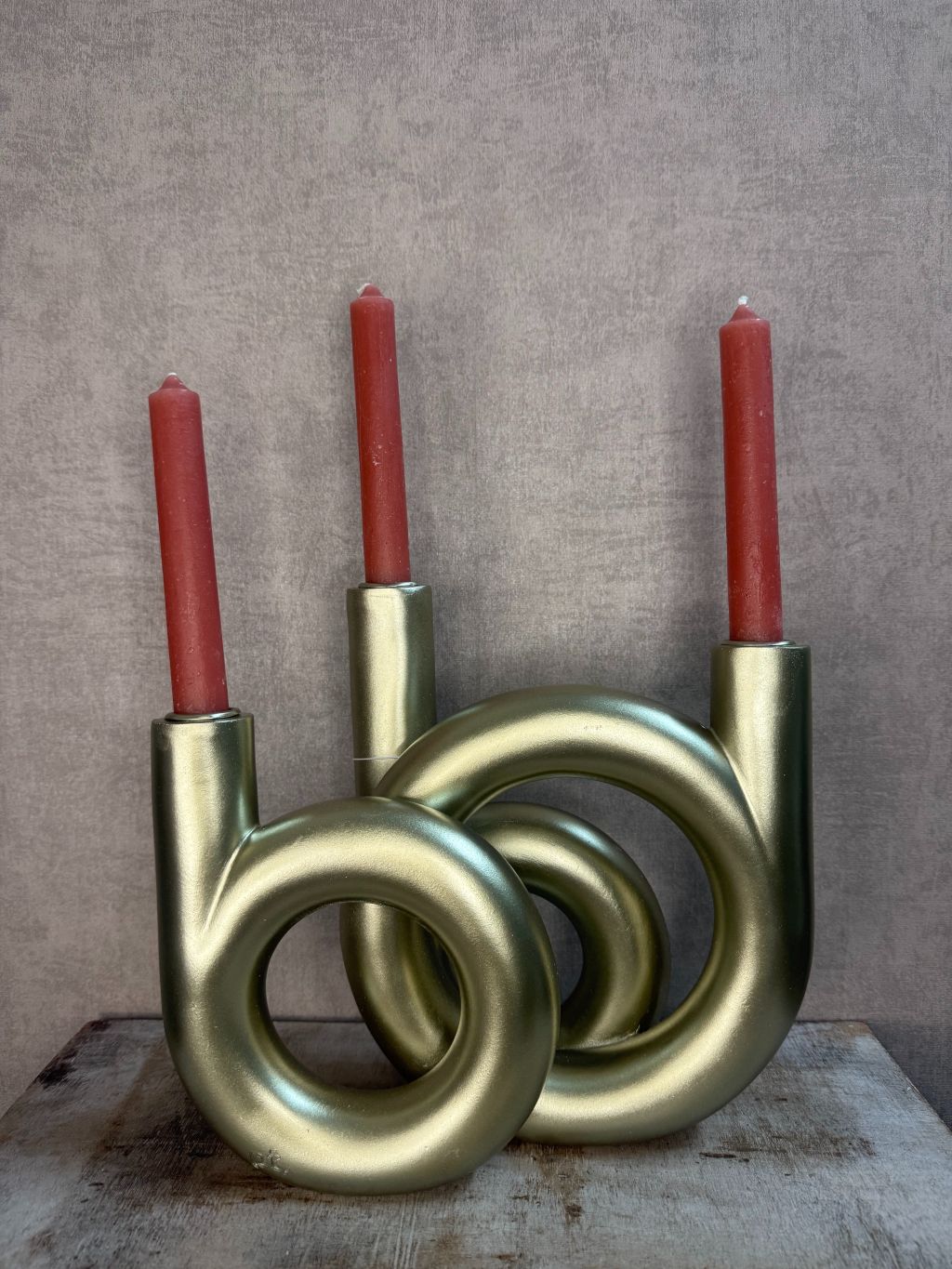 Kandelaar rings met kaarsen