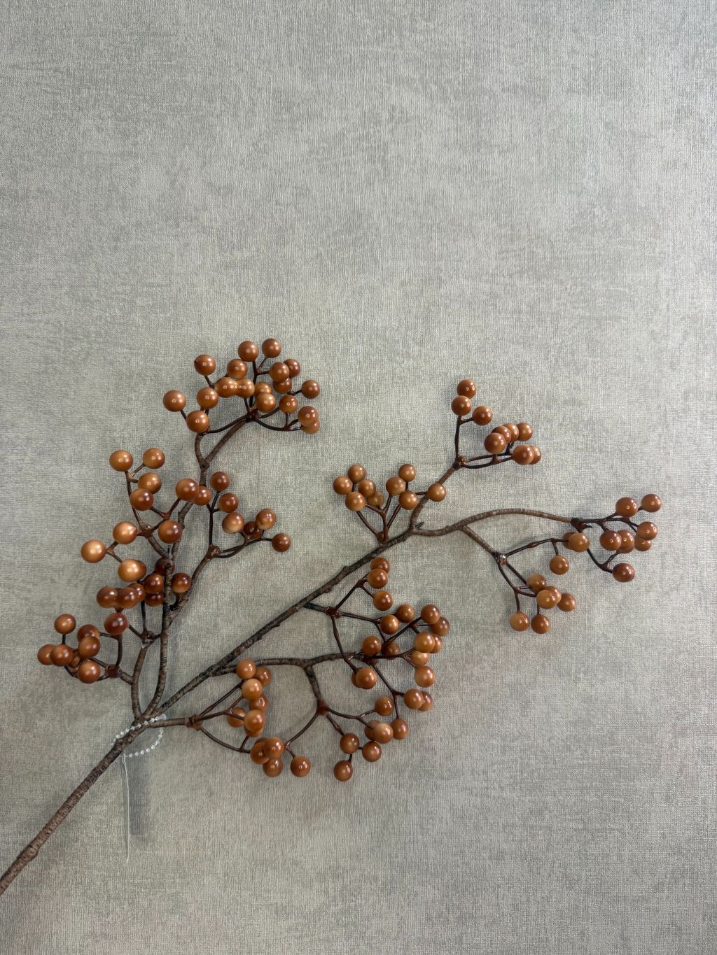 Kunsttak bessen bruin – decoratieve tak met realistische bruine bessen