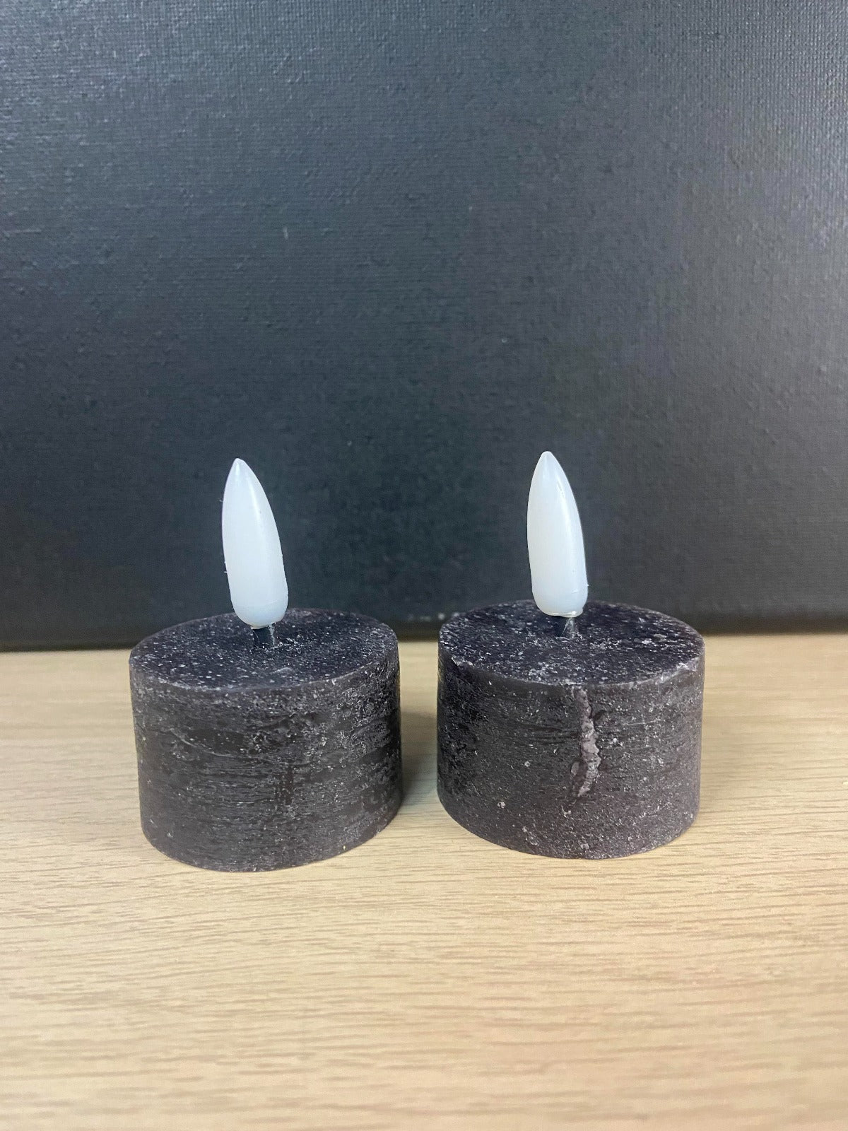 Zestaw 2 świeczników LED typu tealight w kolorze czarnym