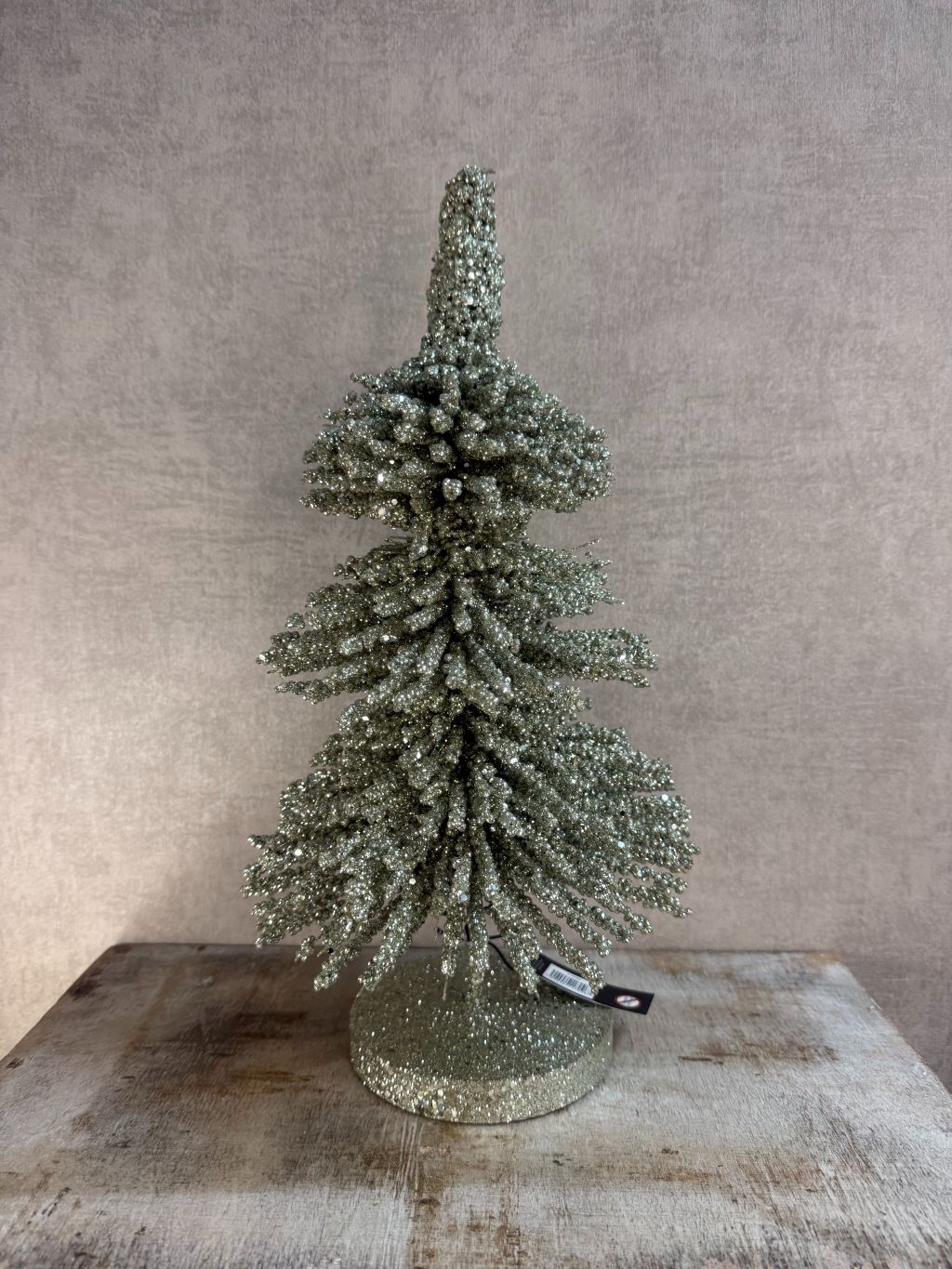 Champagne/zilveren glitter kerstboom ornament van J-line, luxe feestelijke decoratie.