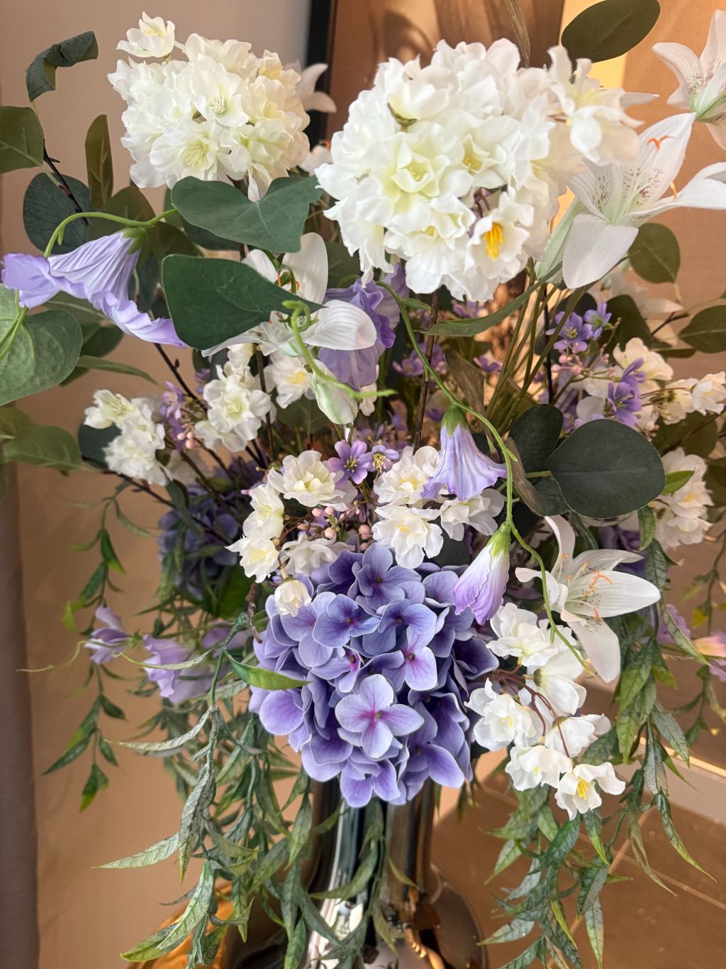 Bloemen uit kunstboeket 2