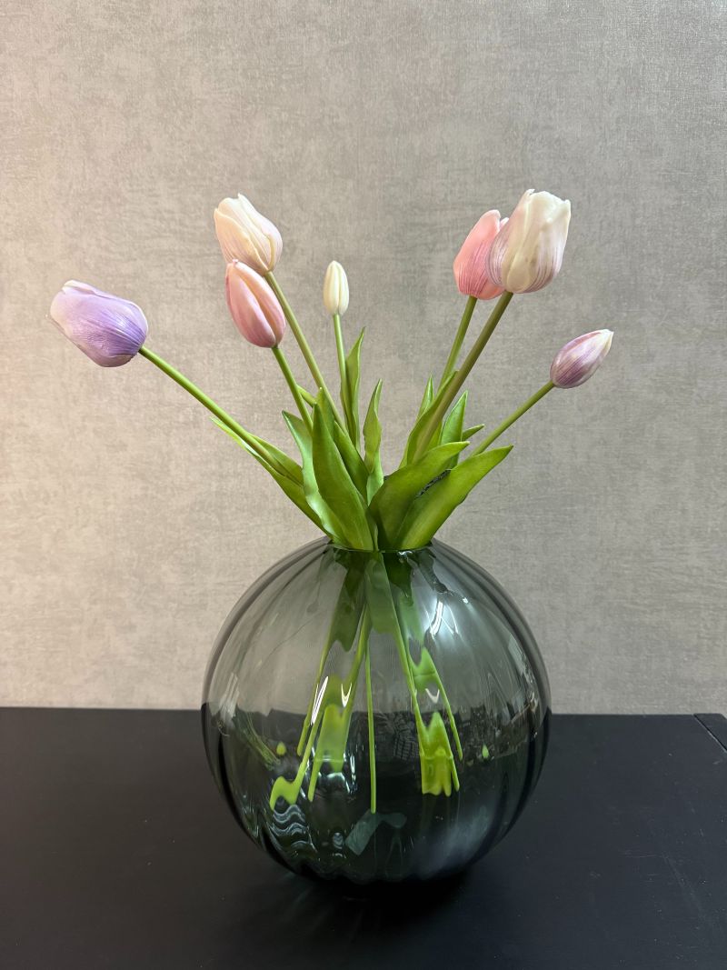 Kunstboeket tulpen pasel in vaas