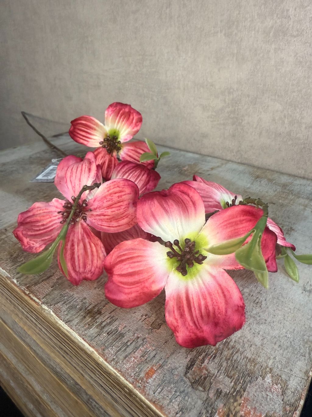 Kunsttak dogwood roze rood