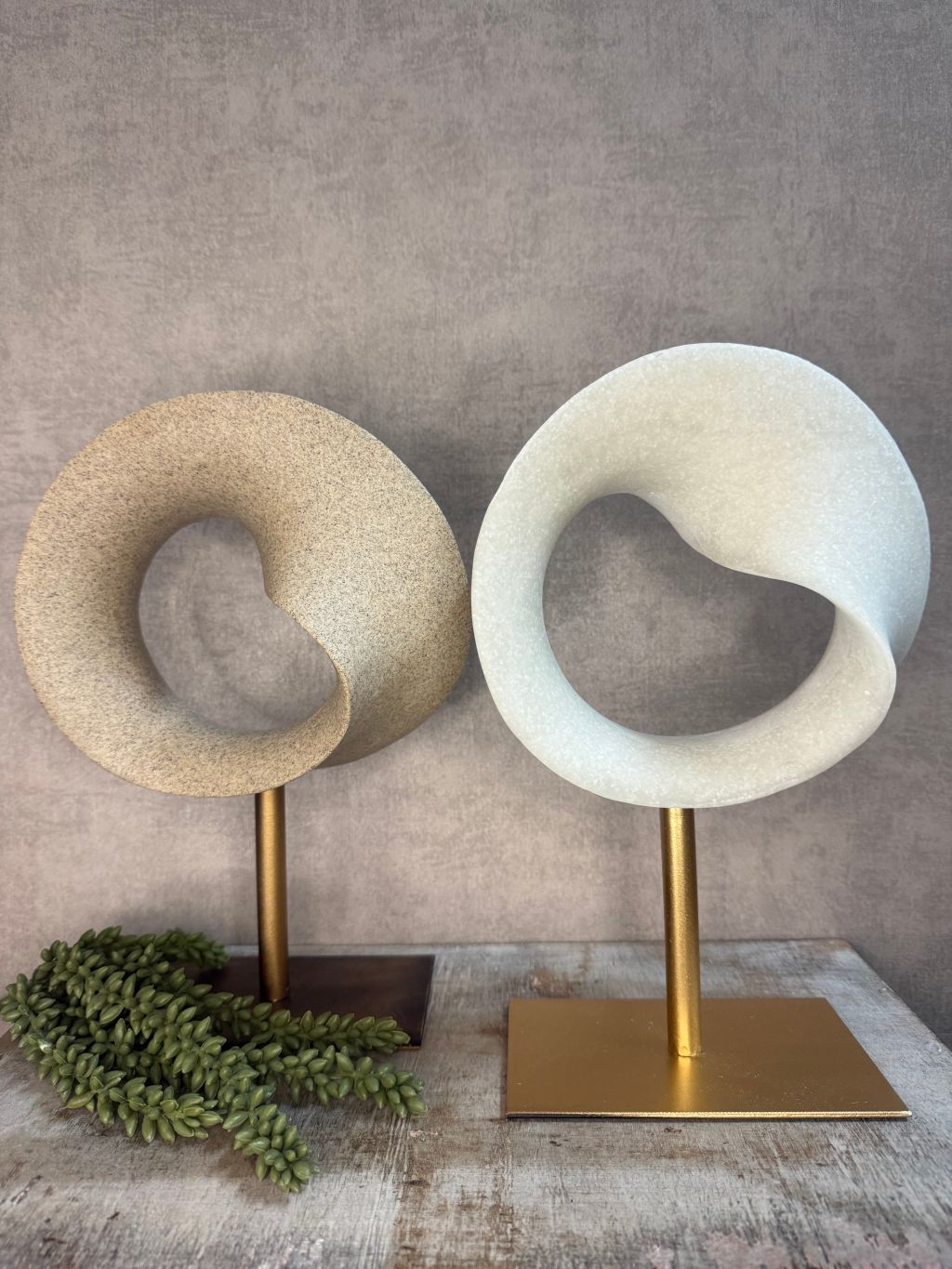 Ornament Tuzla in Crème en taupe kleur