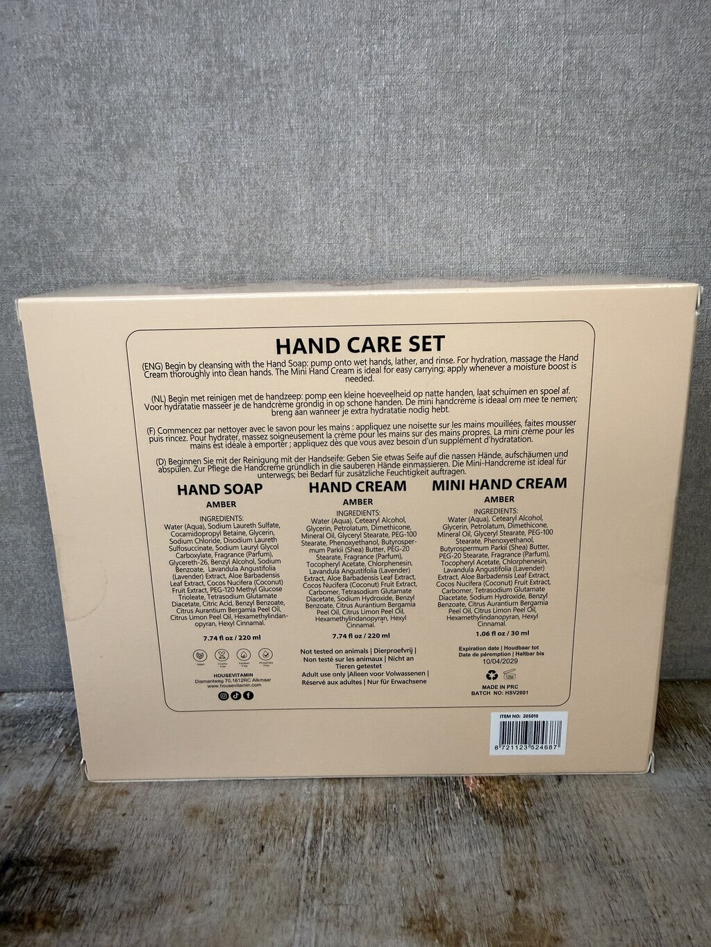 HouseVitamin cadeauset handverzorging Wood Sage met handzeep, handcrème en mini handcrème in luxe botanische cadeauverpakking.