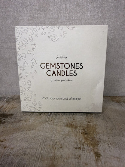 Cadeauset Gemstone van JENS Living met vier geurkaarsen met edelstenen in luxe cadeauverpakking.