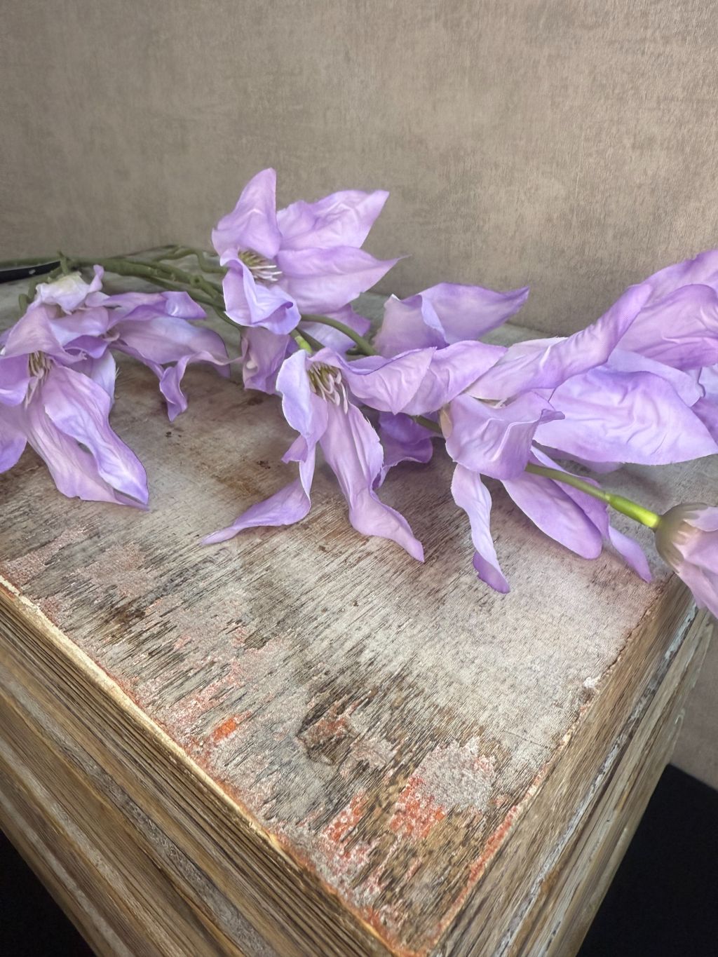 Artificial flower lily | lilac