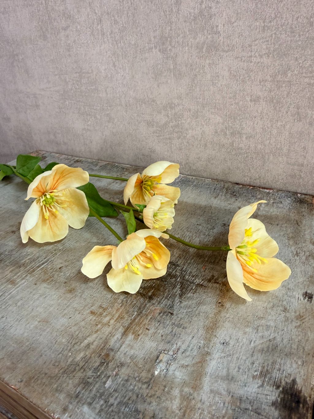 Flor artificial de melastoma