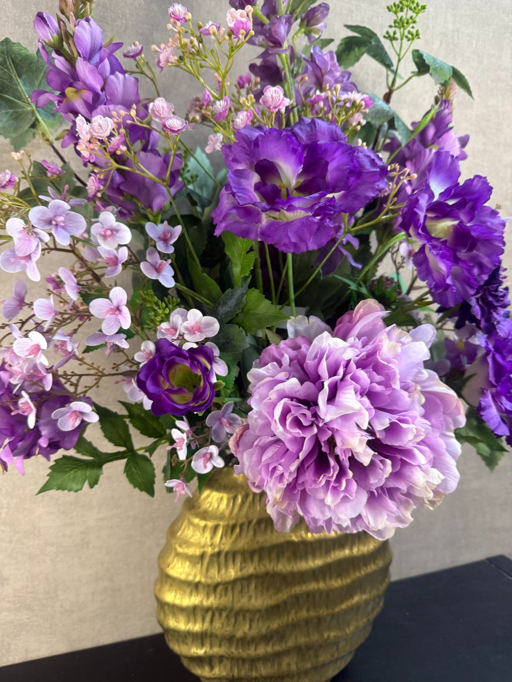 Bouquet artificiale di viola