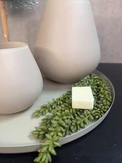Tafel decoratie set X-tree – beige en groene tafeldecoratie met verlichte dennenboom en amberblokje Impulse.