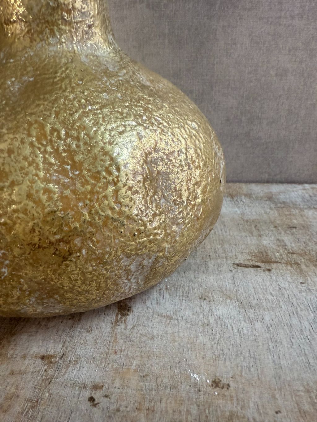 Gouden vaas Reuben van Countryfield, 27x17 cm, stijlvolle decoratieve vaas 