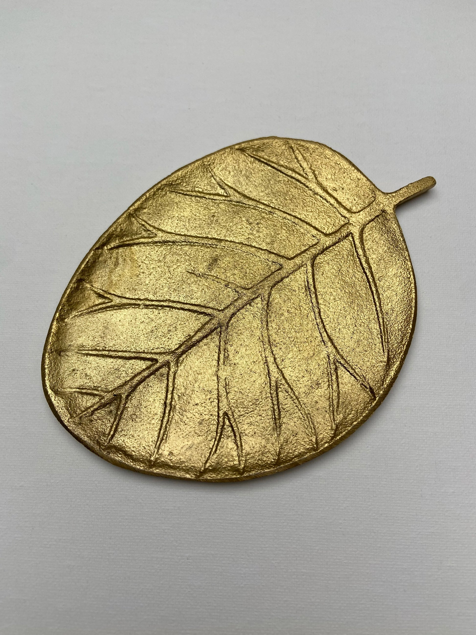 Gold leaf plate