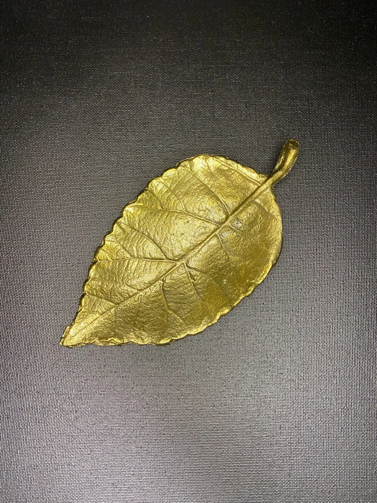 schaaltje blad goud